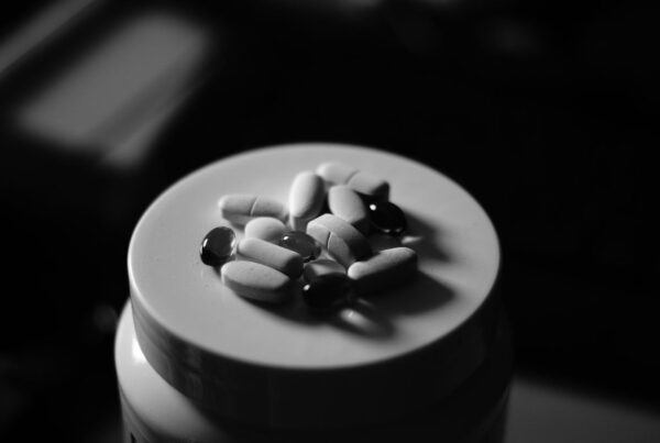 Las benzodiazepinas son una clase de medicamentos psicotrópicos ampliamente recetados para tratar trastornos de ansiedad, insomnio y otros trastornos mentales.